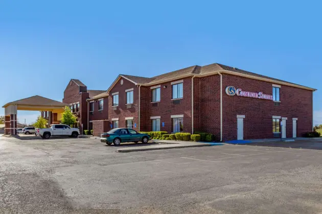 Comfort Suites